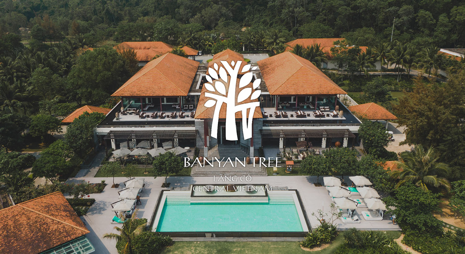 DISCOVER A WORLD CLASS RESORT